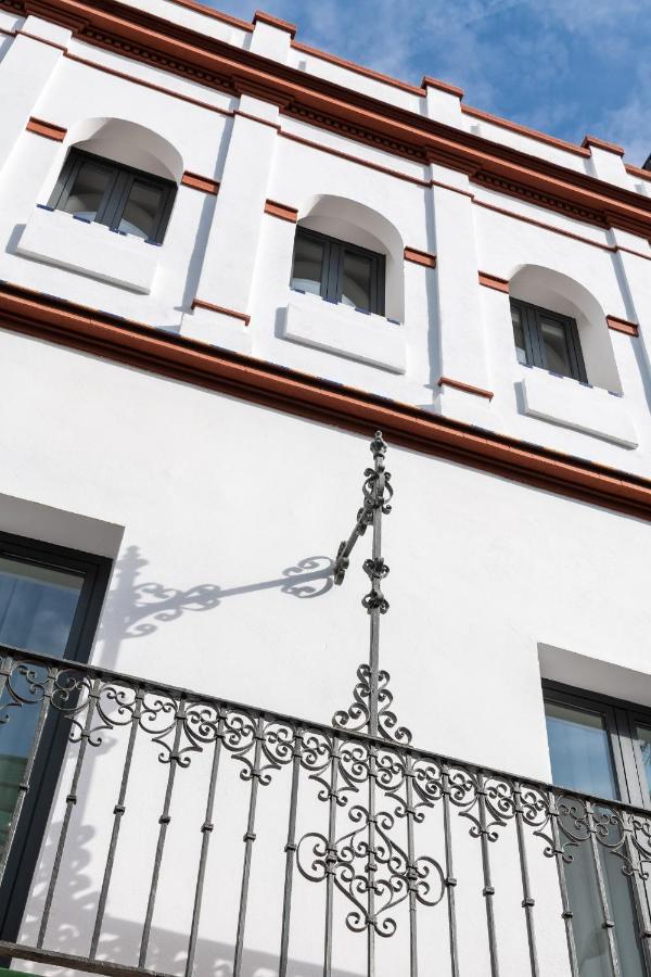 Avanti Buganvilla, La Sevilla Autentica Exterior photo